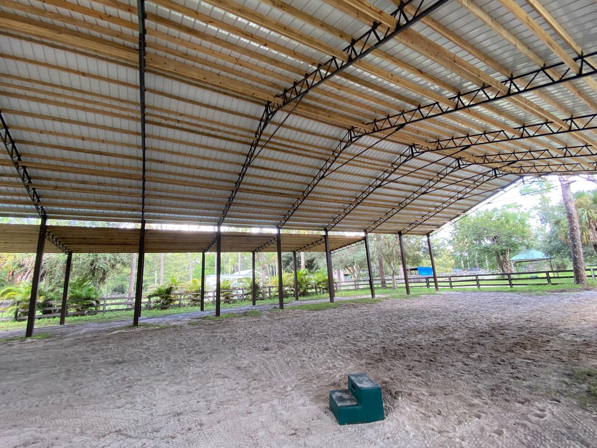 LOXAHATCHEE GROVES - Residential Lease