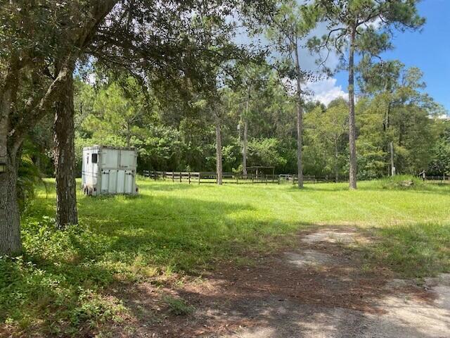 LOXAHATCHEE GROVES - Residential Lease