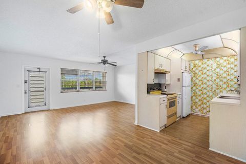 A home in Deerfield Beach