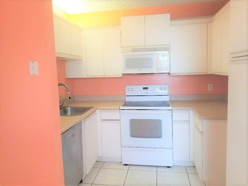 ALEXANDRA VILLAGE CONDO - Residential