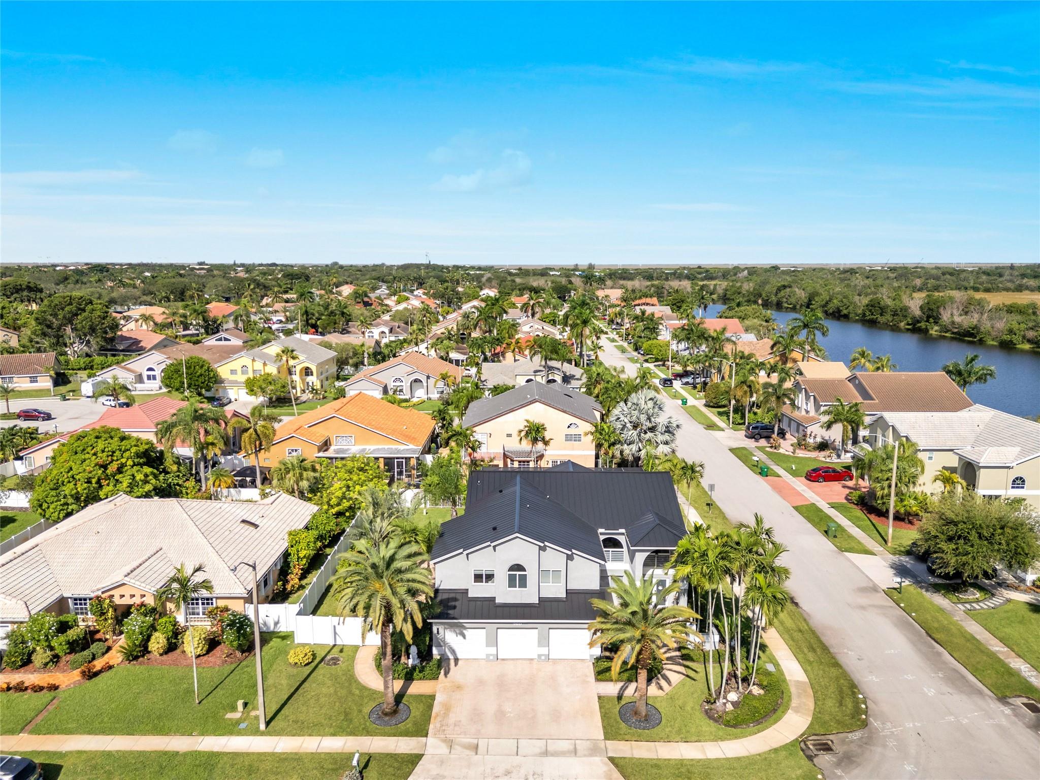 PRESERVE AT CHAPEL TRAIL - Residential