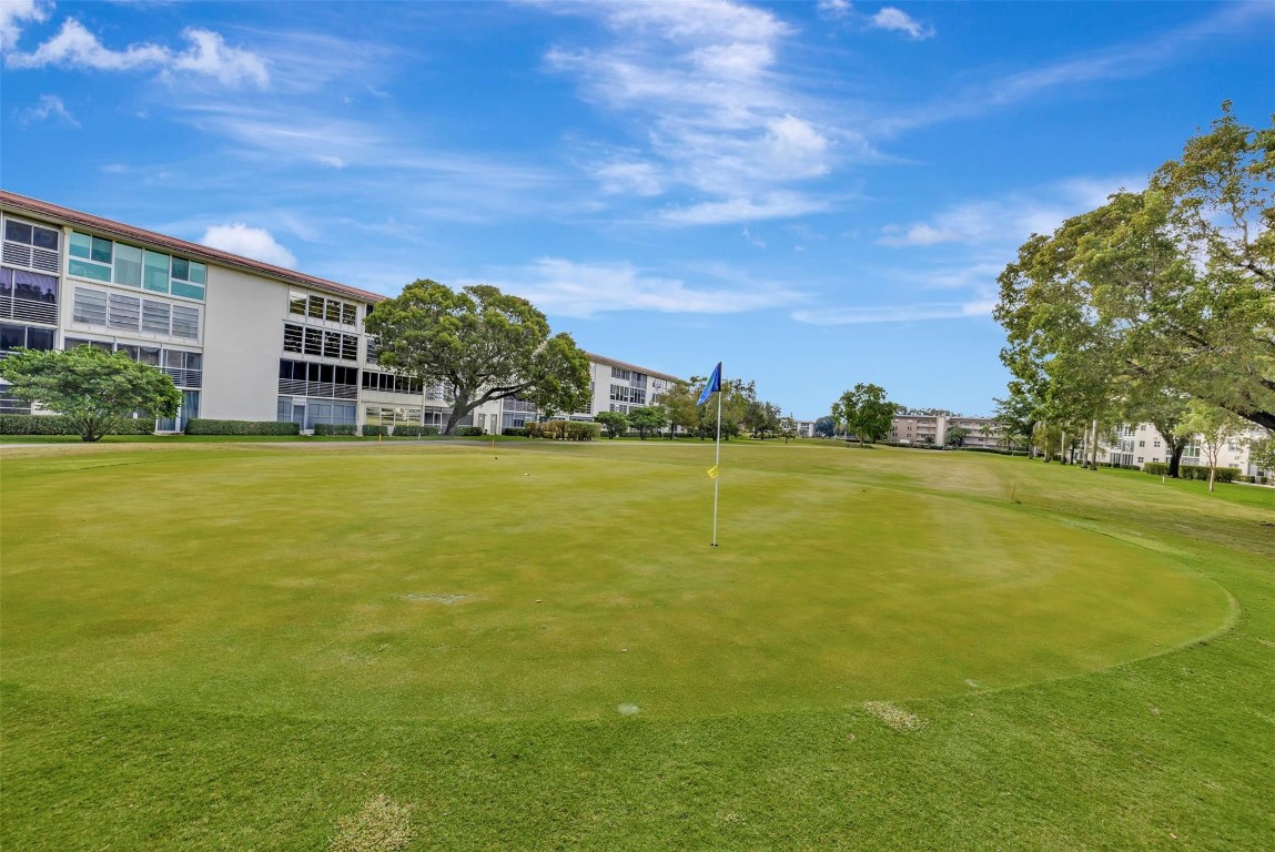 WYNMOOR VILLAGE - Residential
