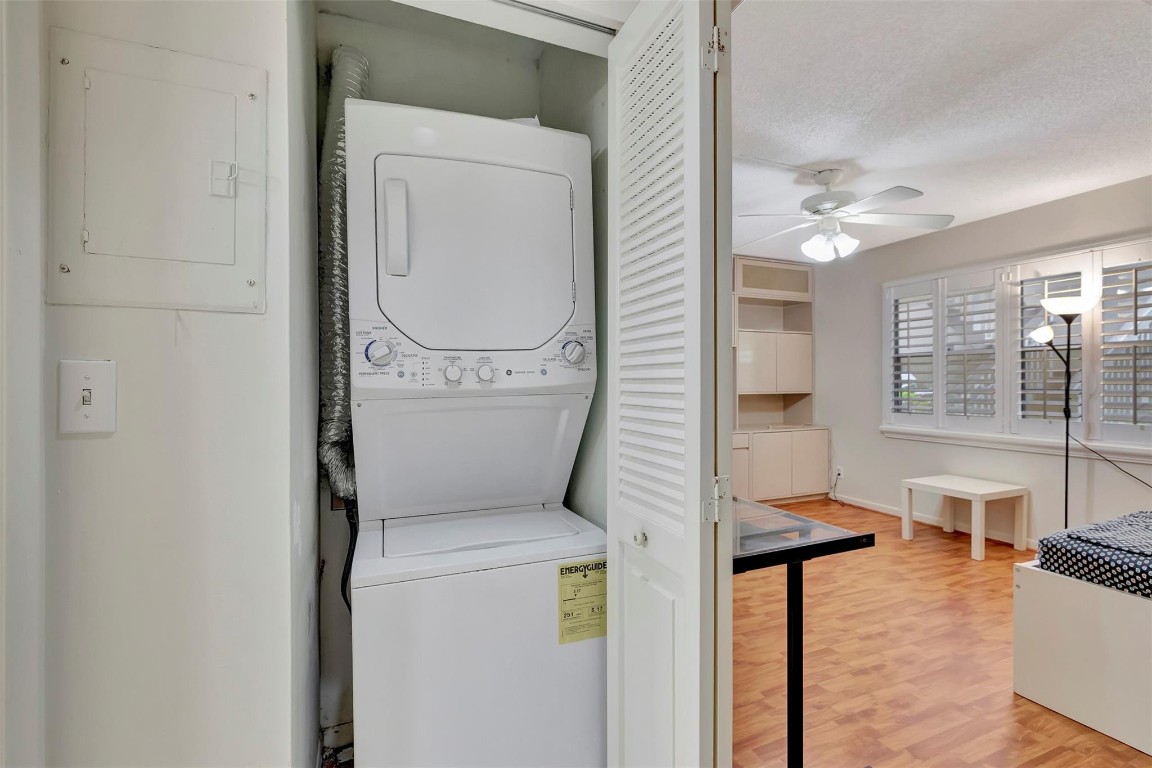 WYNMOOR VILLAGE - Residential