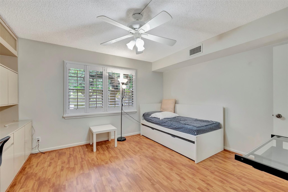 WYNMOOR VILLAGE - Residential