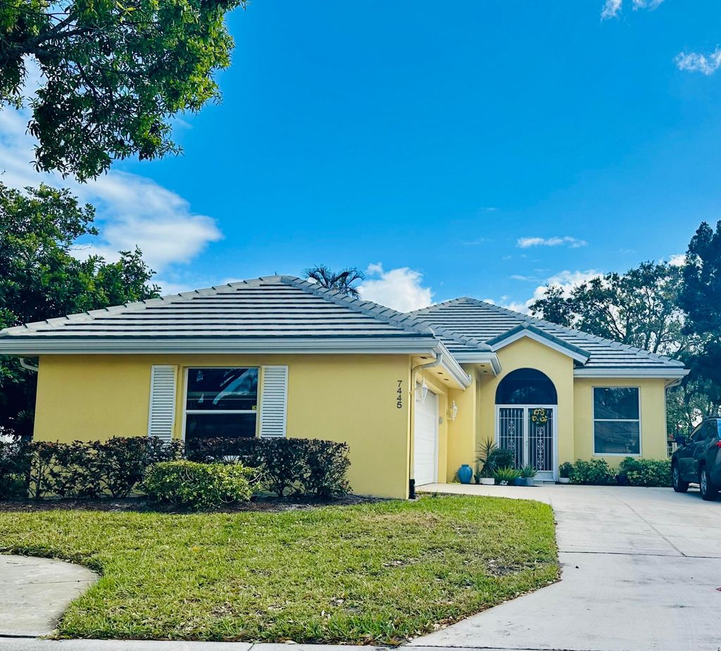 Photo of 7445 SE Marsh Fern Lane, Hobe Sound, FL 33455 (MLS # R11161686)