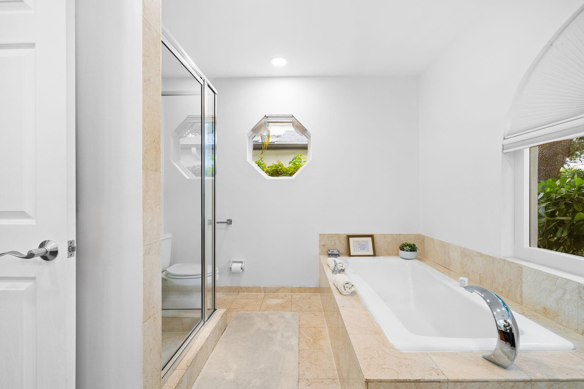 BARCELONA ISLE - Residential Lease