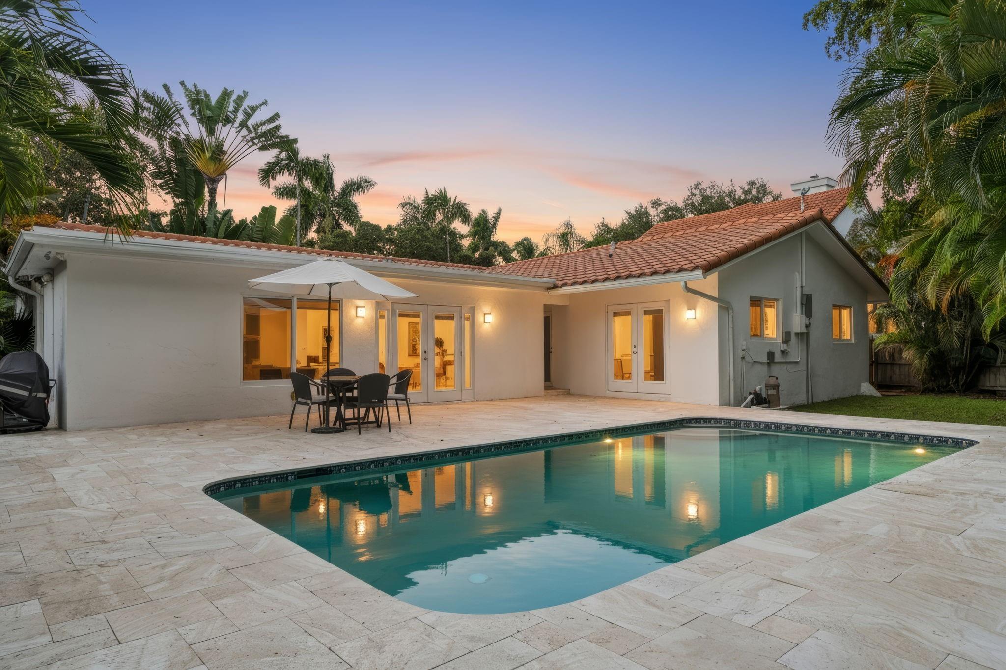 BARCELONA ISLE - Residential Lease