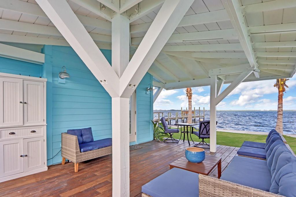 Photo of 2725 NE Indian River Drive #3, Jensen Beach, FL 34957 (MLS # R10973435)