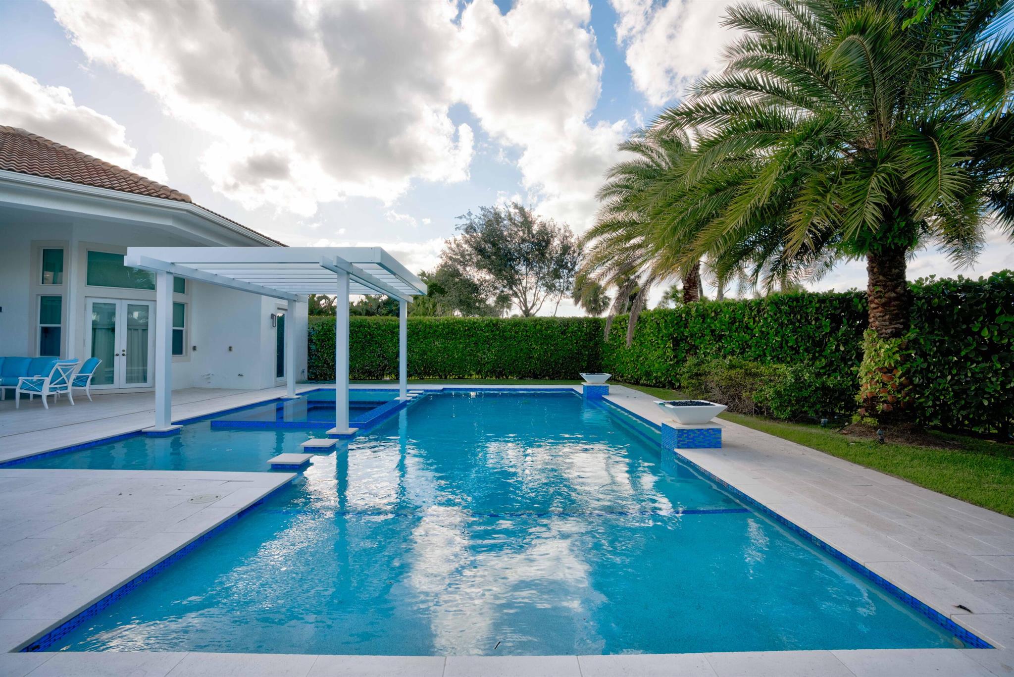 JUPITER COUNTRY CLUB - Residential Lease