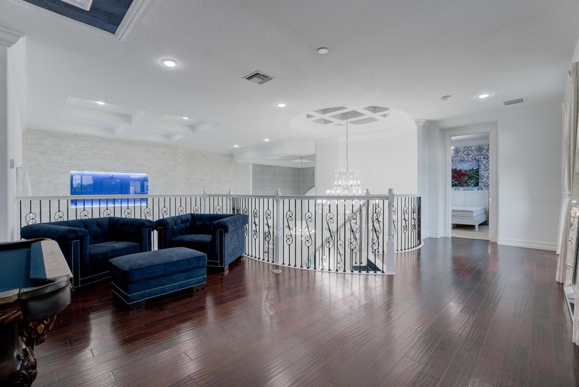 JUPITER COUNTRY CLUB - Residential Lease