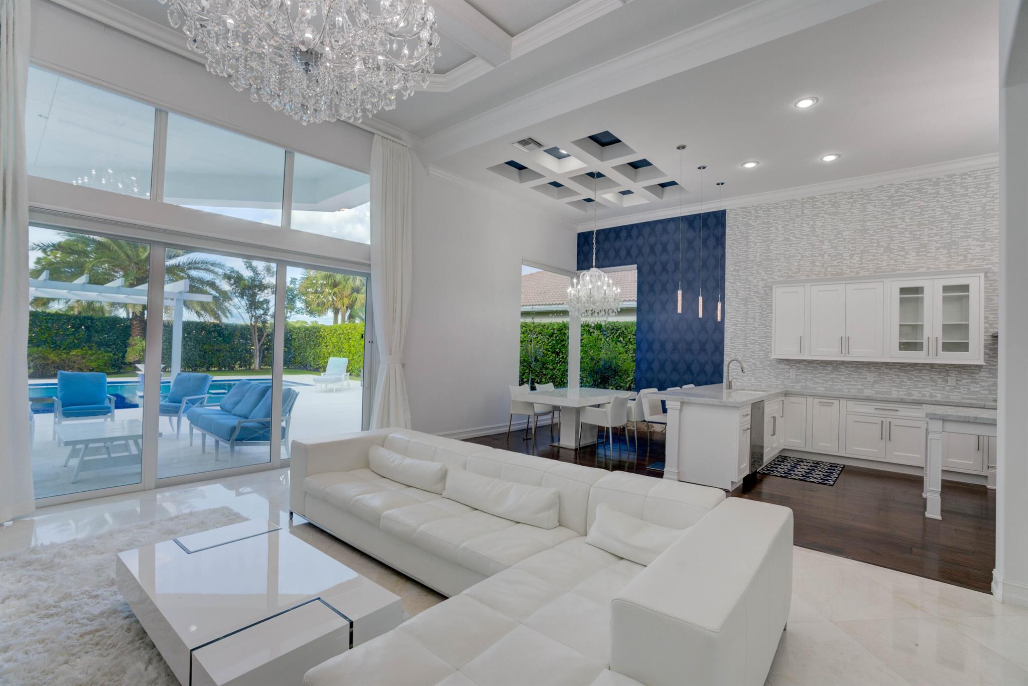 JUPITER COUNTRY CLUB - Residential Lease