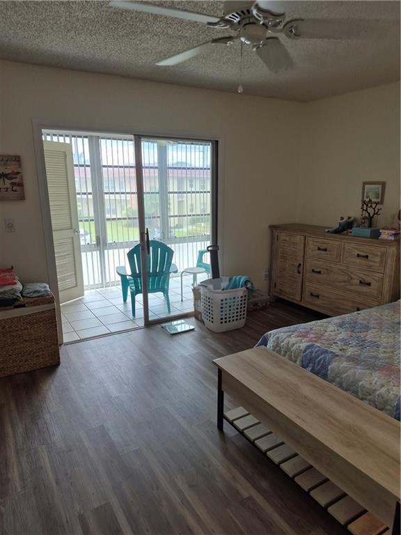 VISTA ROYALE PHASE IV BLD - Residential