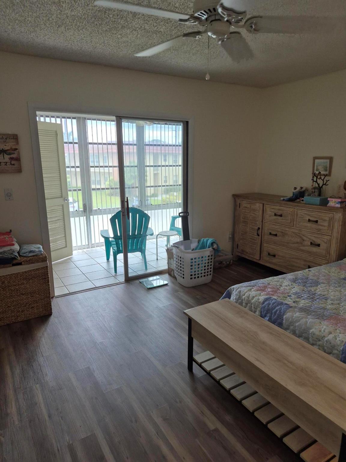 VISTA ROYALE PHASE IV BLD - Residential