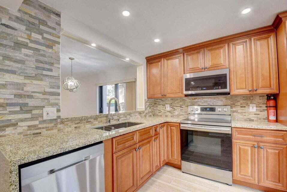 SAN REMO GOLF & TENNIS CLUB CONDO - Residential Lease