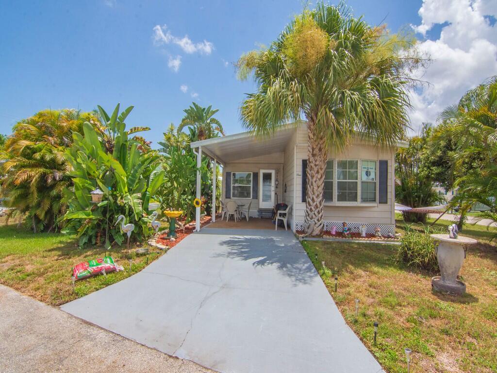 Spanish Lakes Riverfront - Residential