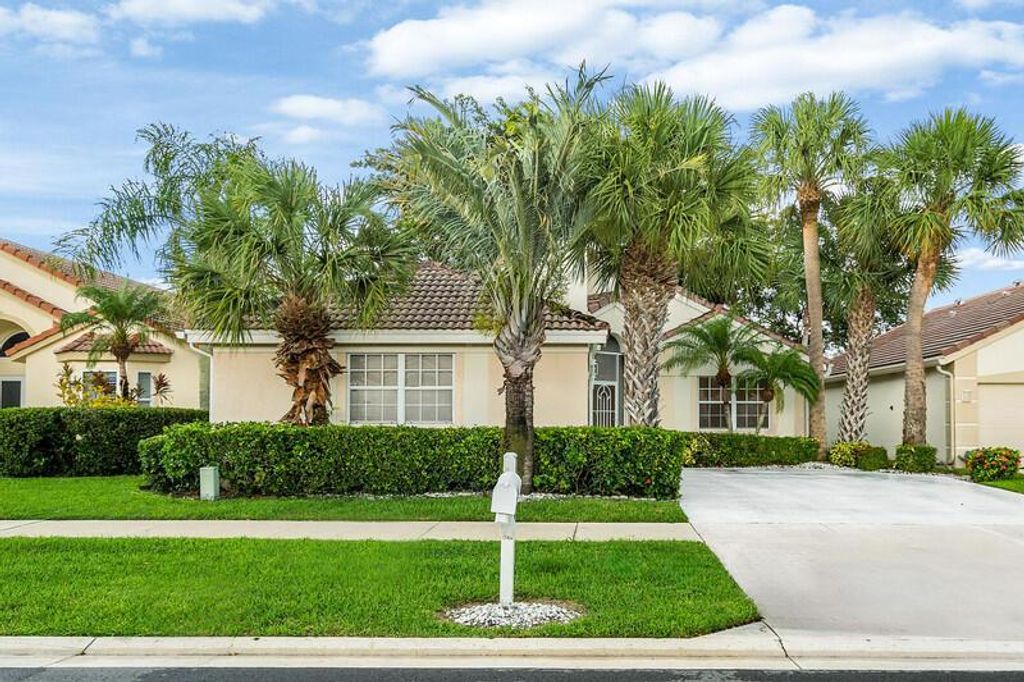 Photo of 7704 Stirling Bridge Boulevard N, Delray Beach, FL 33446 (MLS # R10897332)