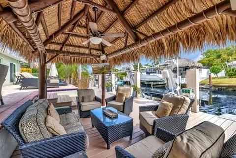 2358 SE 11th St, Pompano Beach, FL MLS: F10493607