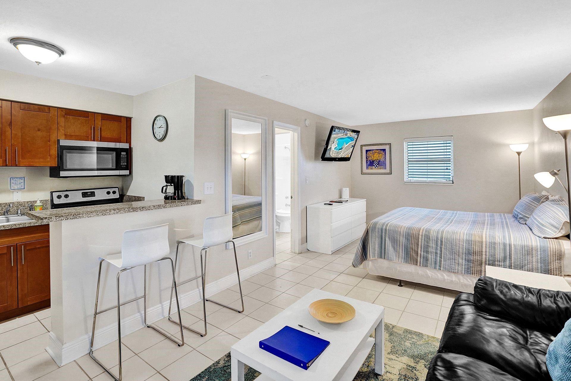 Pompano By The Sea Resub - Residential Lease