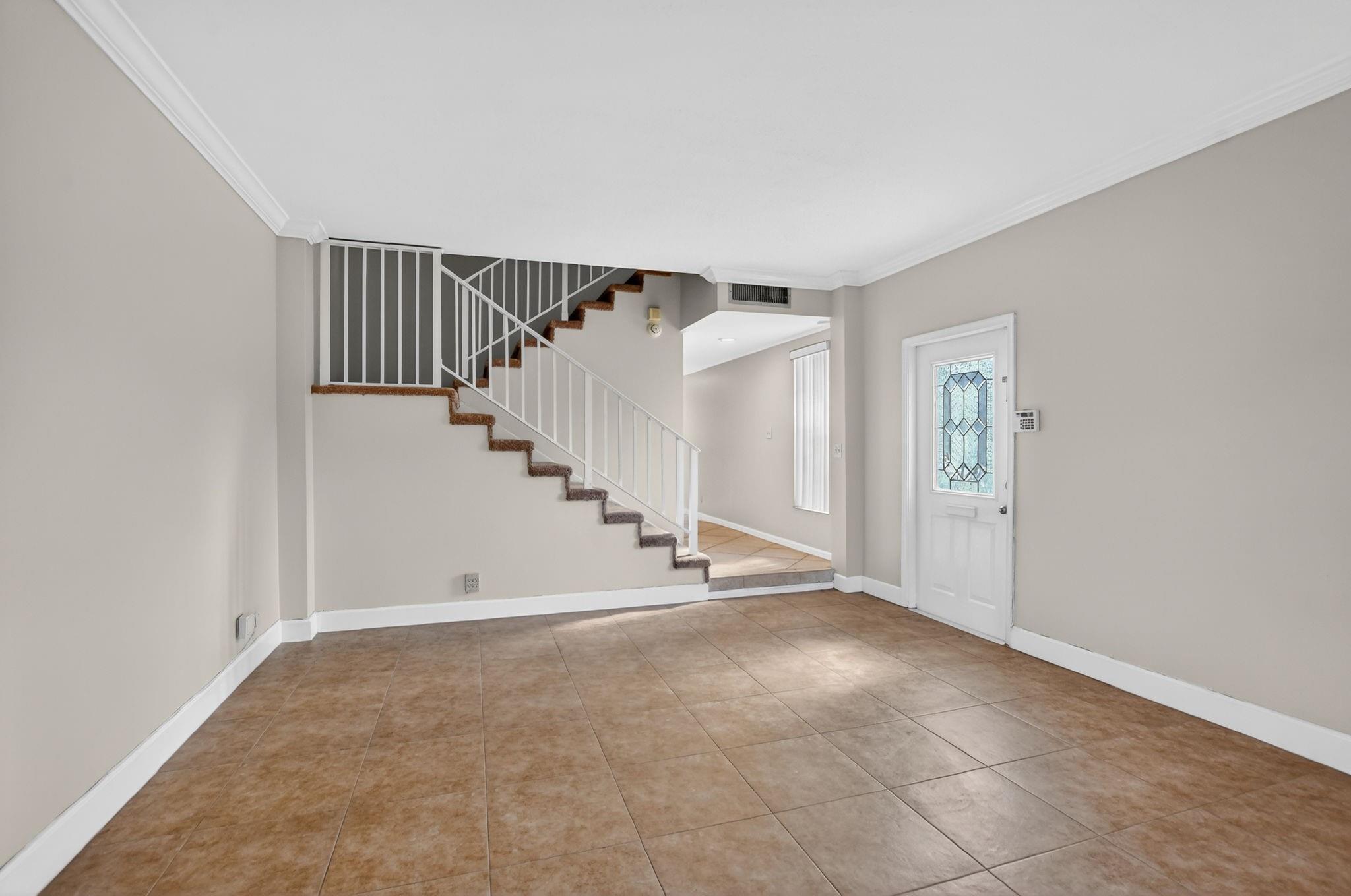 MAISON DEVILLE CONDO - Residential Lease