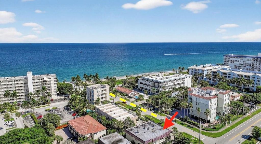 Photo of 596 SE 20th Avenue #4, Deerfield Beach, FL 33441 (MLS # F10538219)