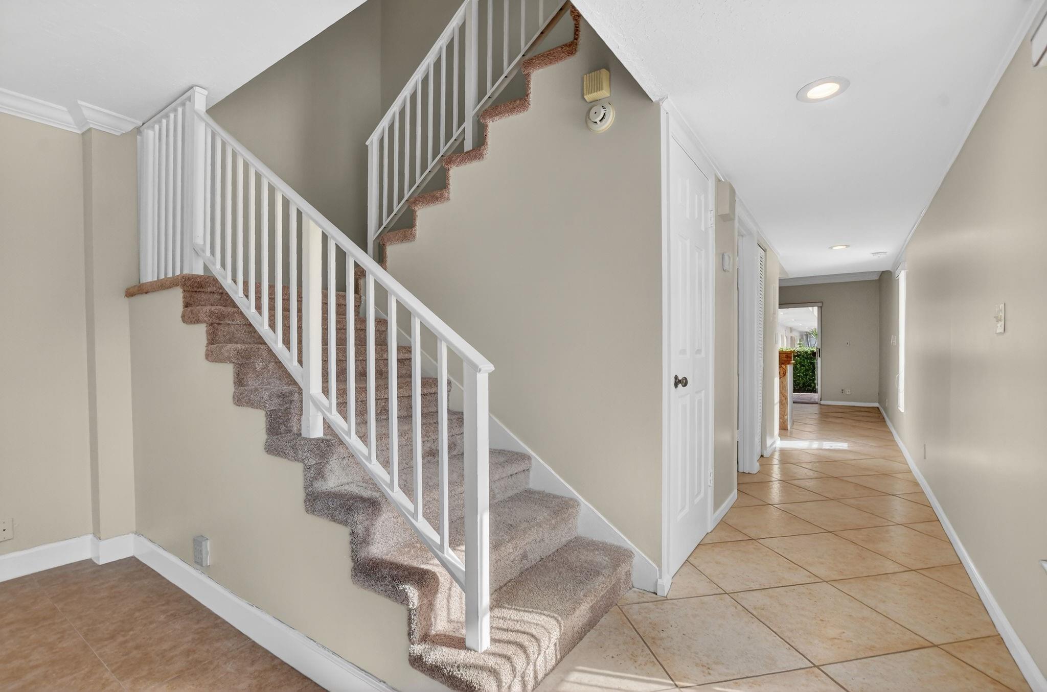 MAISON DEVILLE CONDO - Residential Lease