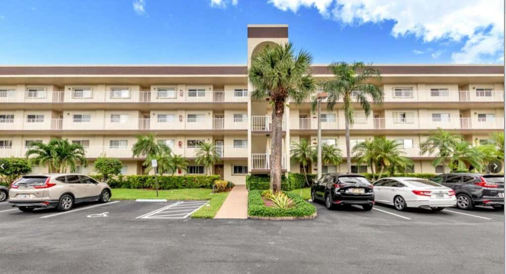 Photo of 4735 LUCERNE LAKES Boulevard E #204, Lake Worth, FL 33467 (MLS # B26057793)