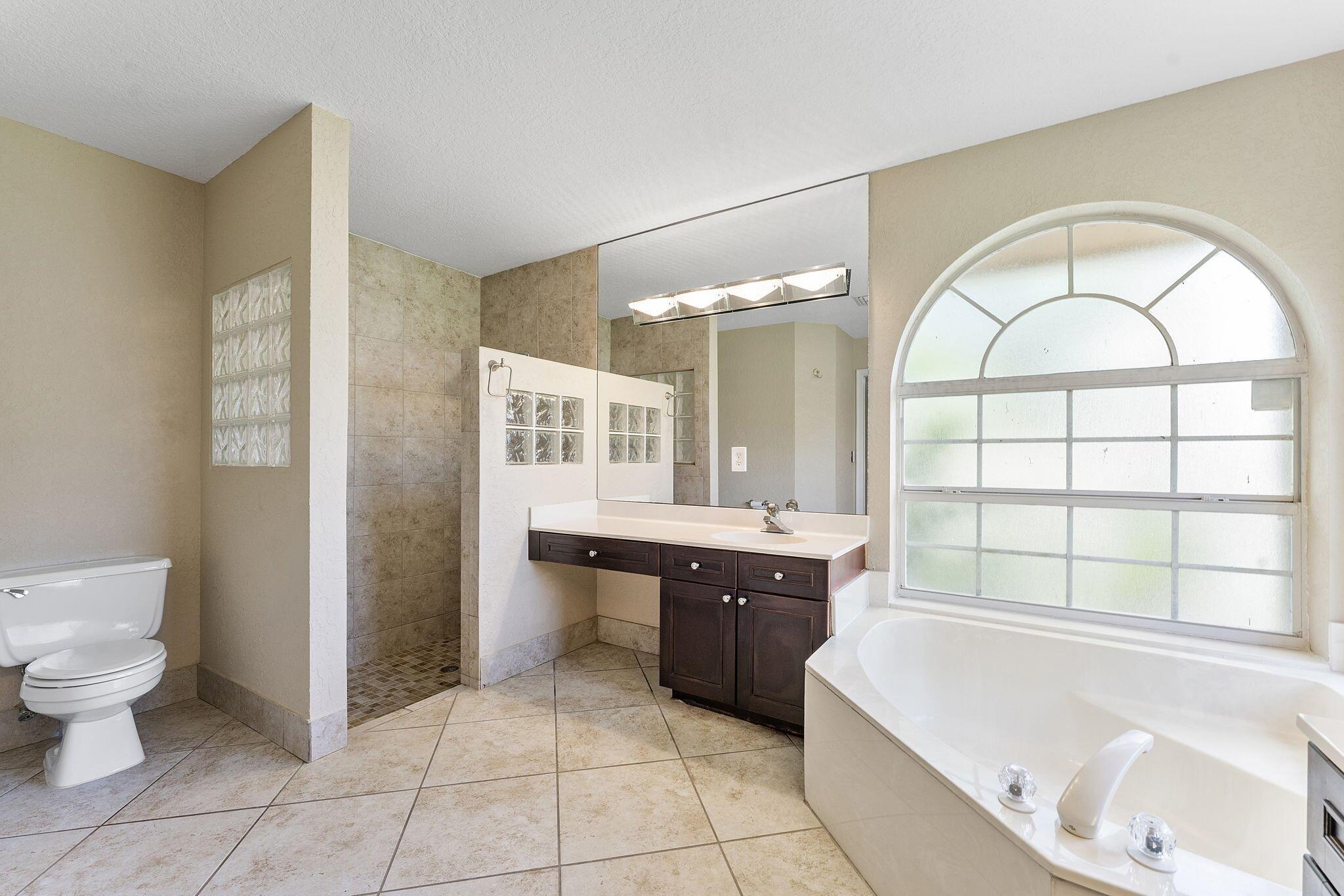 KENSINGTON - Residential Lease