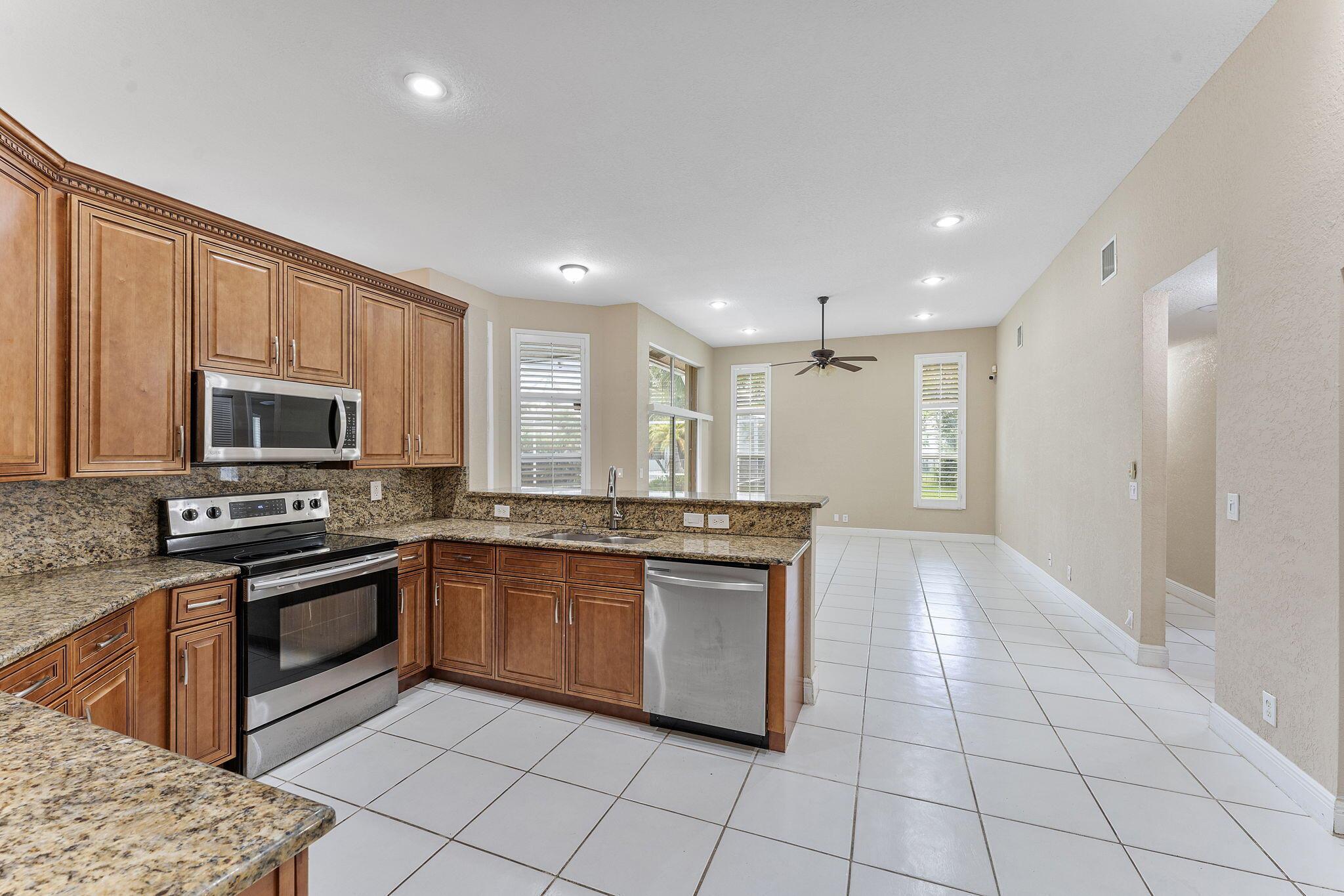 KENSINGTON - Residential Lease
