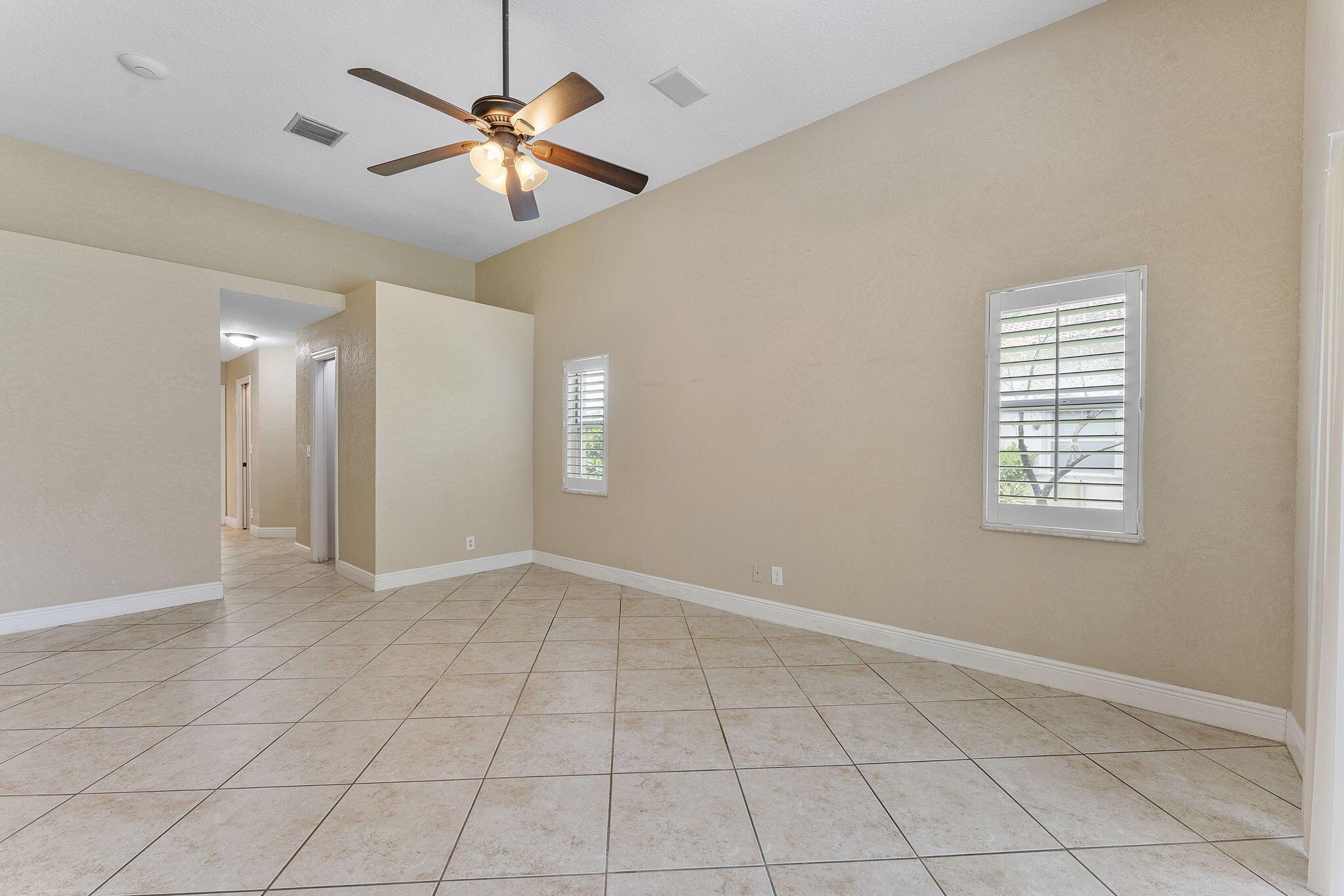 KENSINGTON - Residential Lease