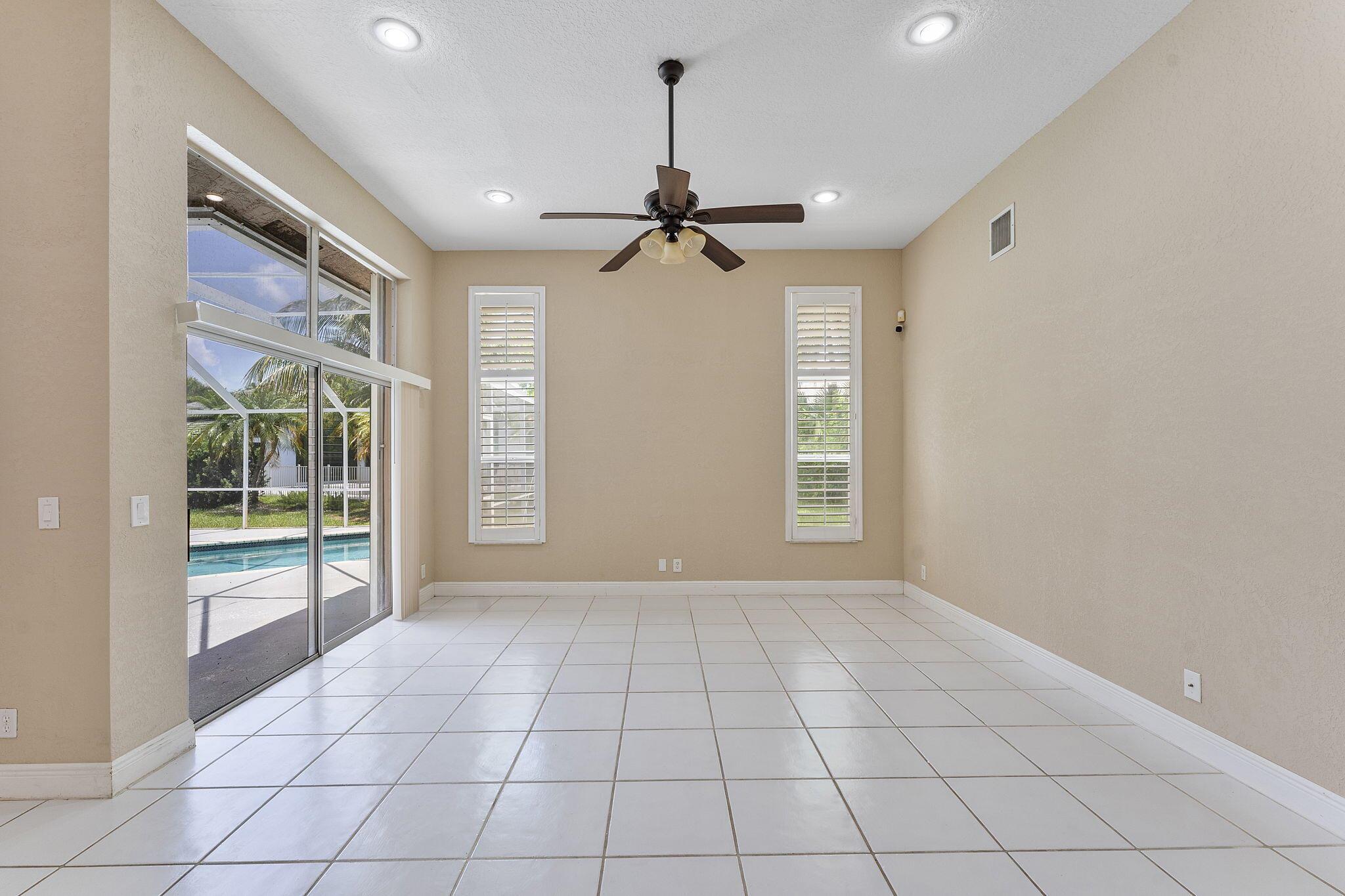 KENSINGTON - Residential Lease