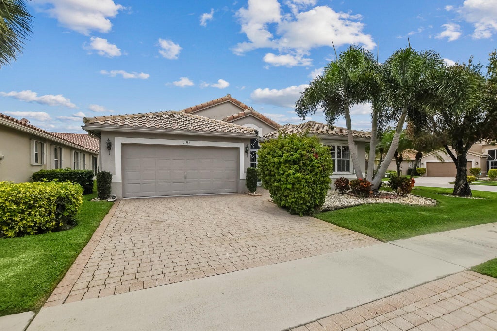 Photo of 11594 Claria Drive, Boynton Beach, FL 33437 (MLS # R10978477)
