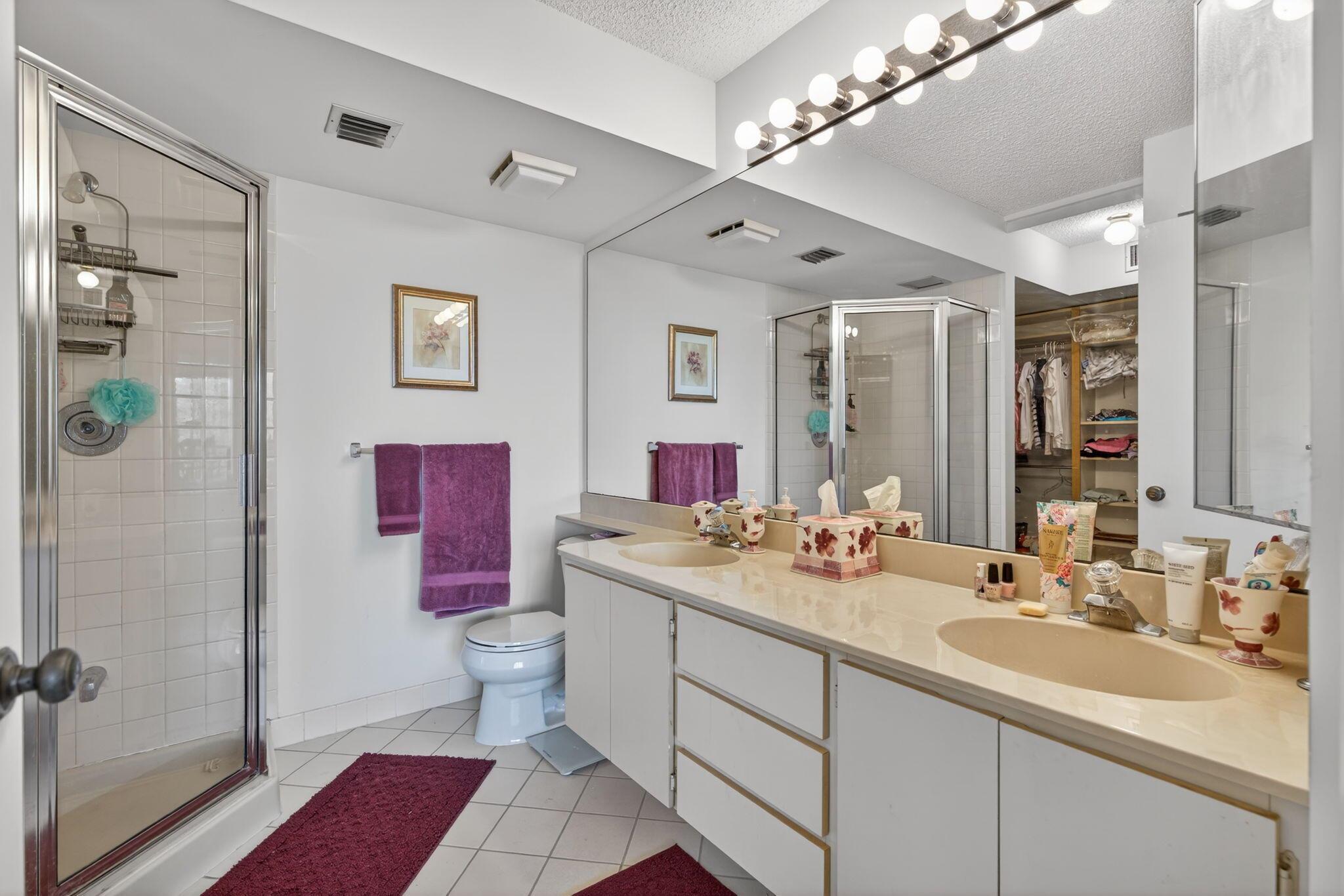 WHITEHALL - Residential