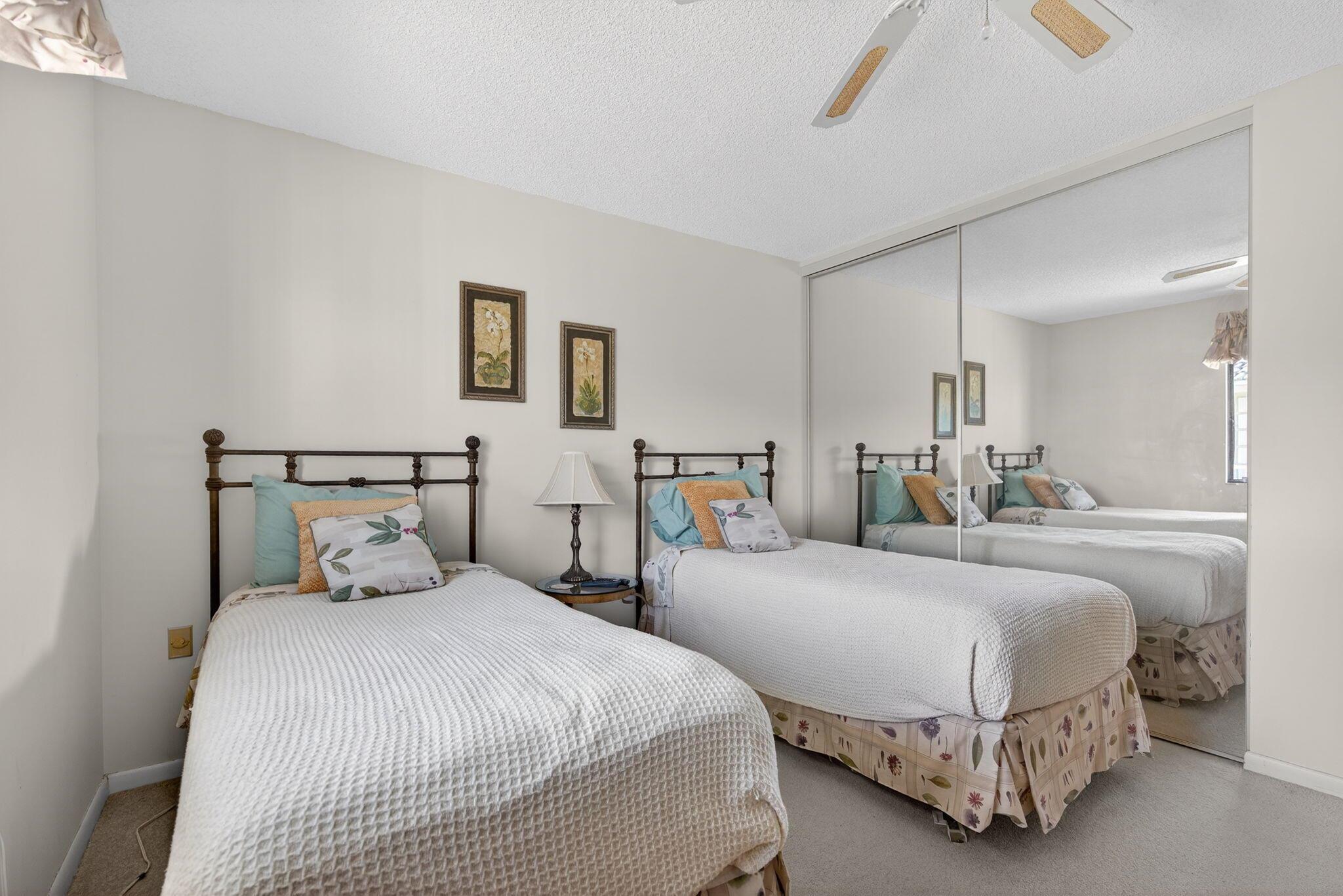 WHITEHALL - Residential