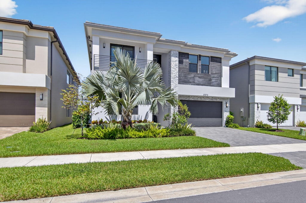 Photo of 20278 Bandon Dunes Road, Boca Raton, FL 33434 (MLS # R11102570)