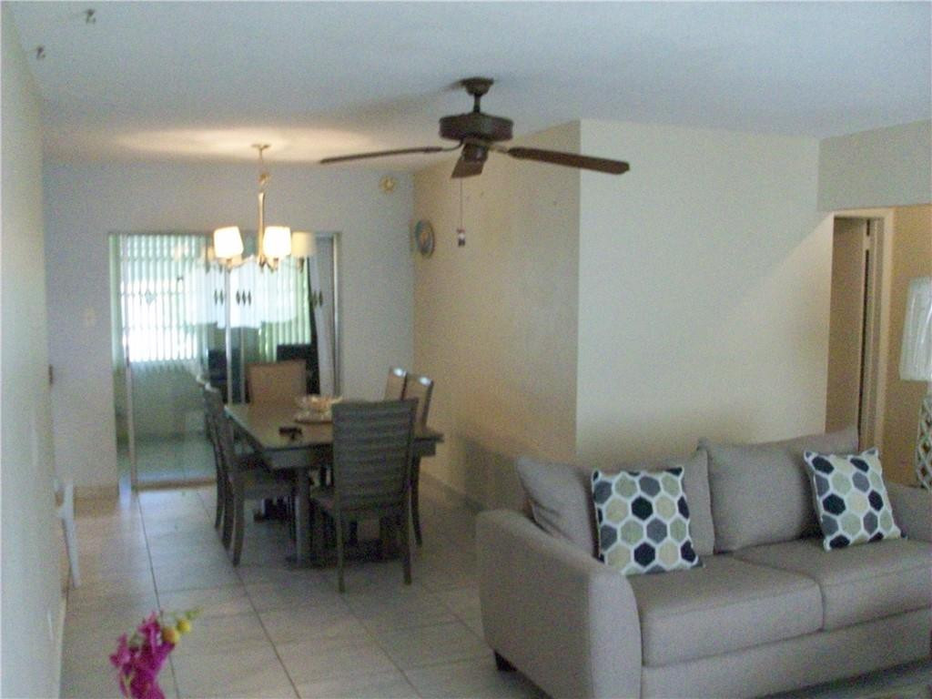 OAKLAND ESTATES - Residential Lease