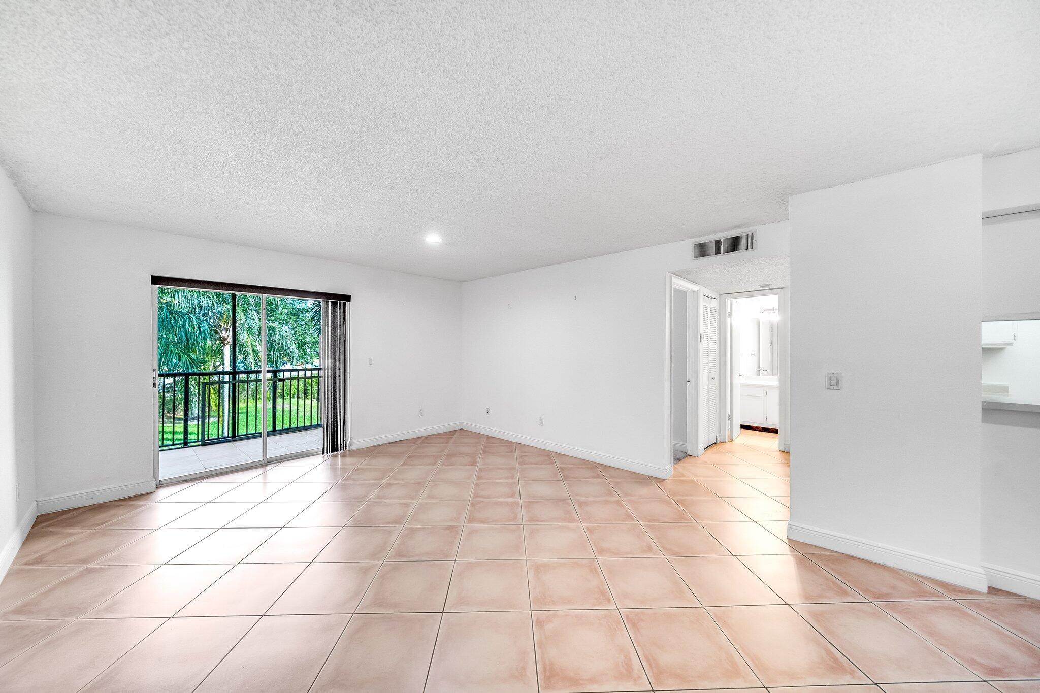 1265 SW 46th Avenue 2216
