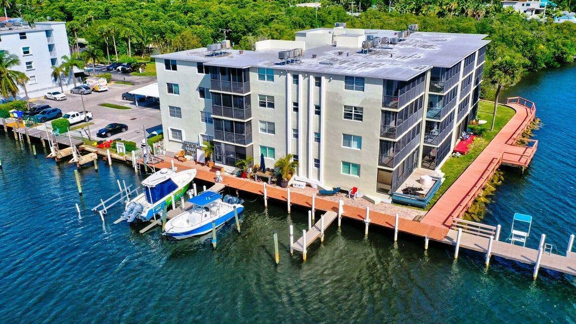 HARBOUR HALL INLET CLUB CONDO - Residential Lease