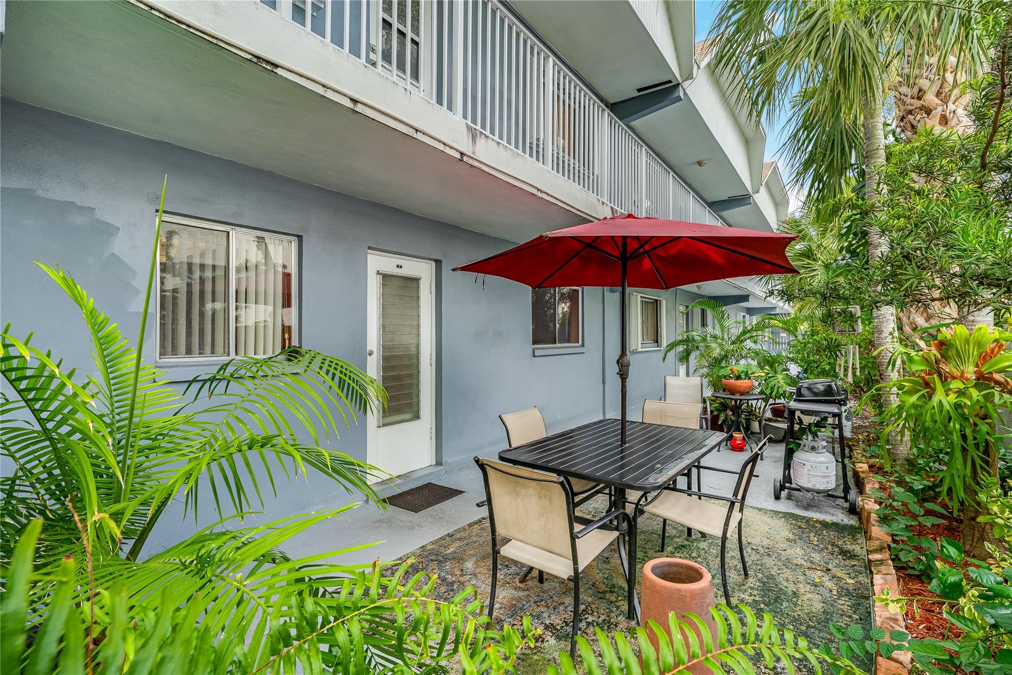 1125 NW 30th Ct 5