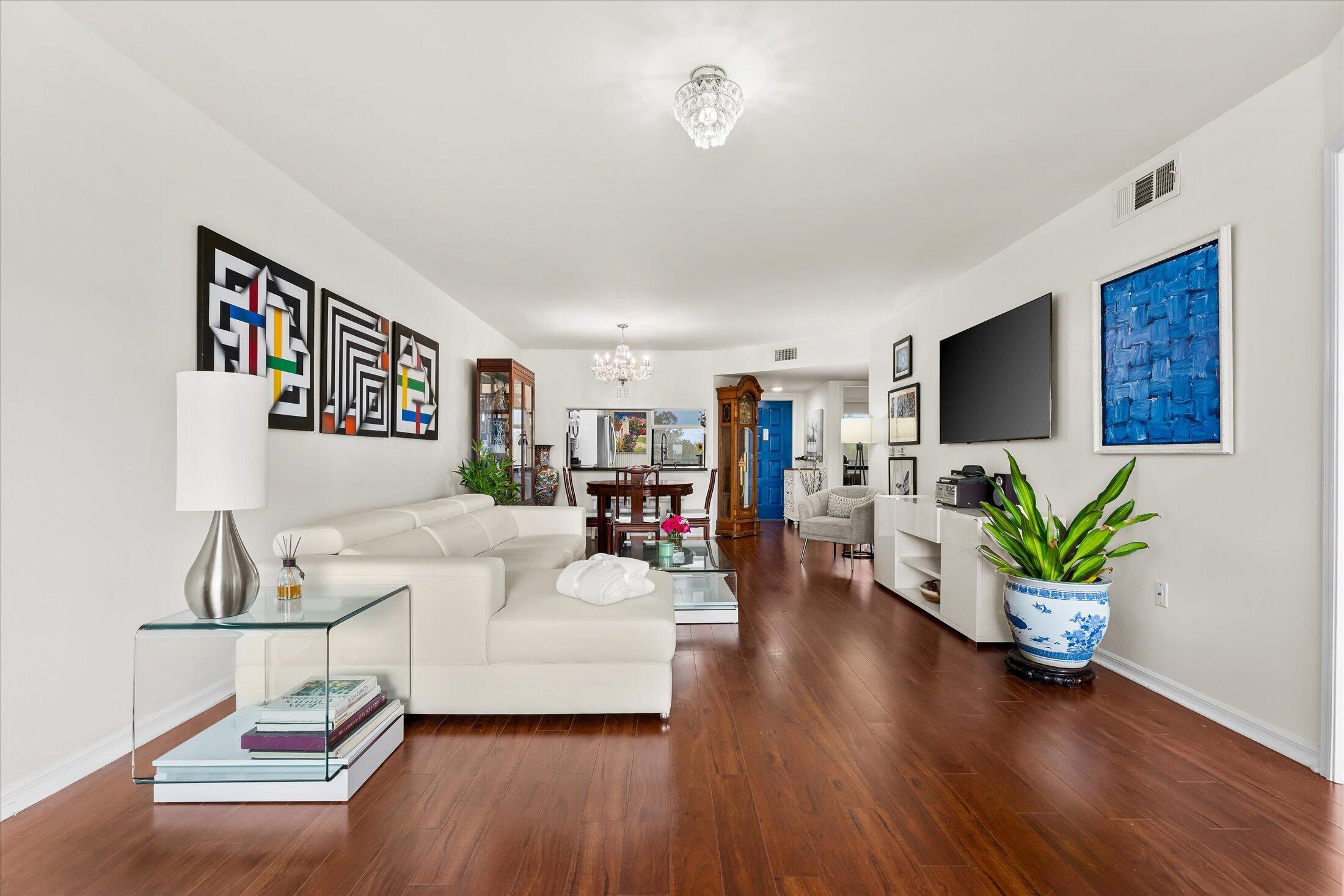 SUNRISE LAKES PHASE IV - Residential