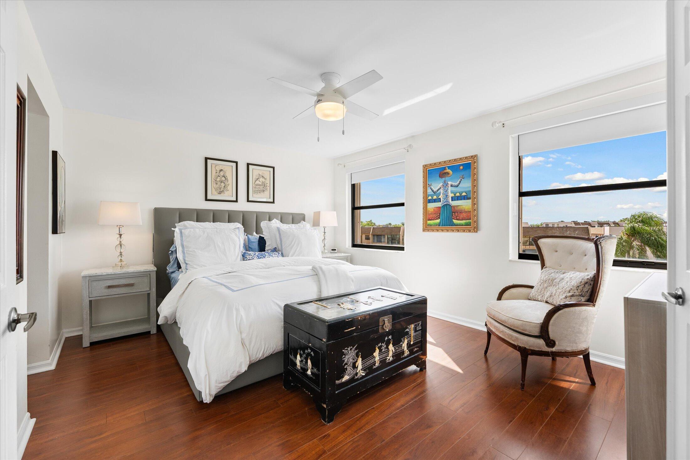 SUNRISE LAKES PHASE IV - Residential