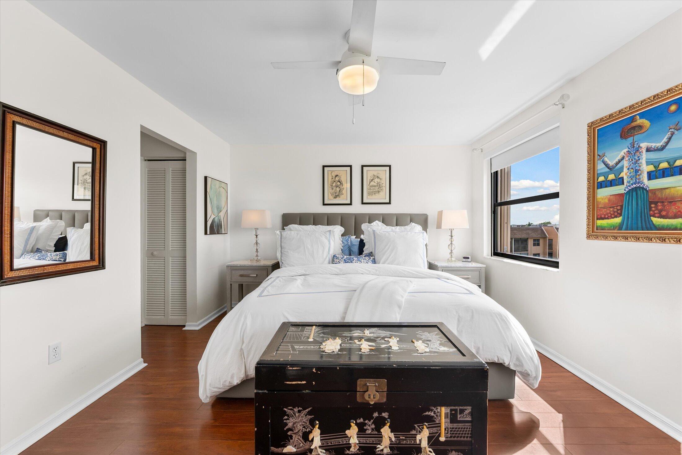 SUNRISE LAKES PHASE IV - Residential