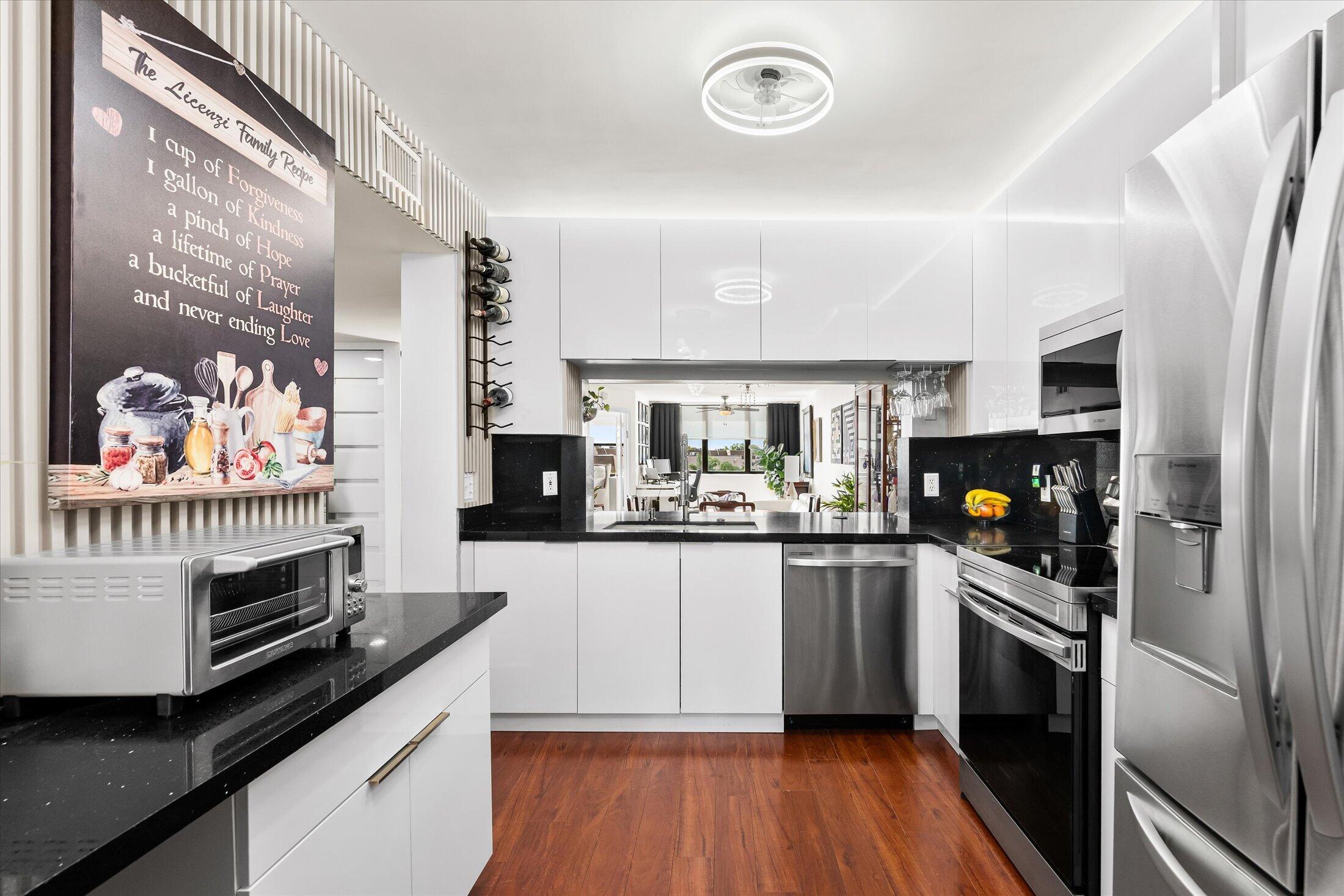 SUNRISE LAKES PHASE IV - Residential