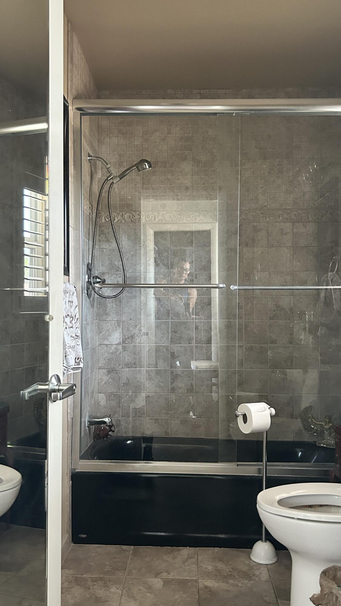 WOODLANDS SEC FIVE - Residential