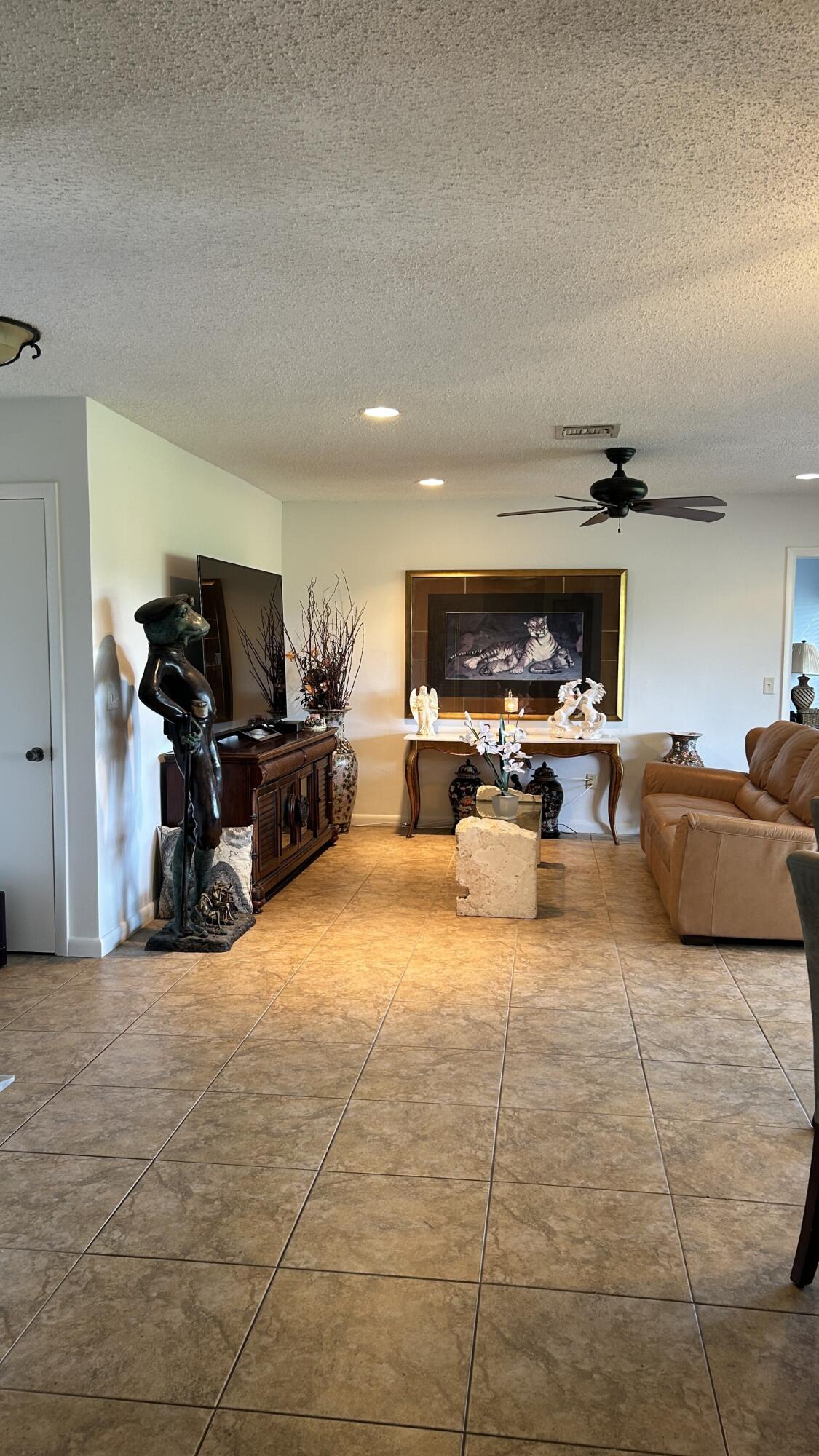 WOODLANDS SEC FIVE - Residential