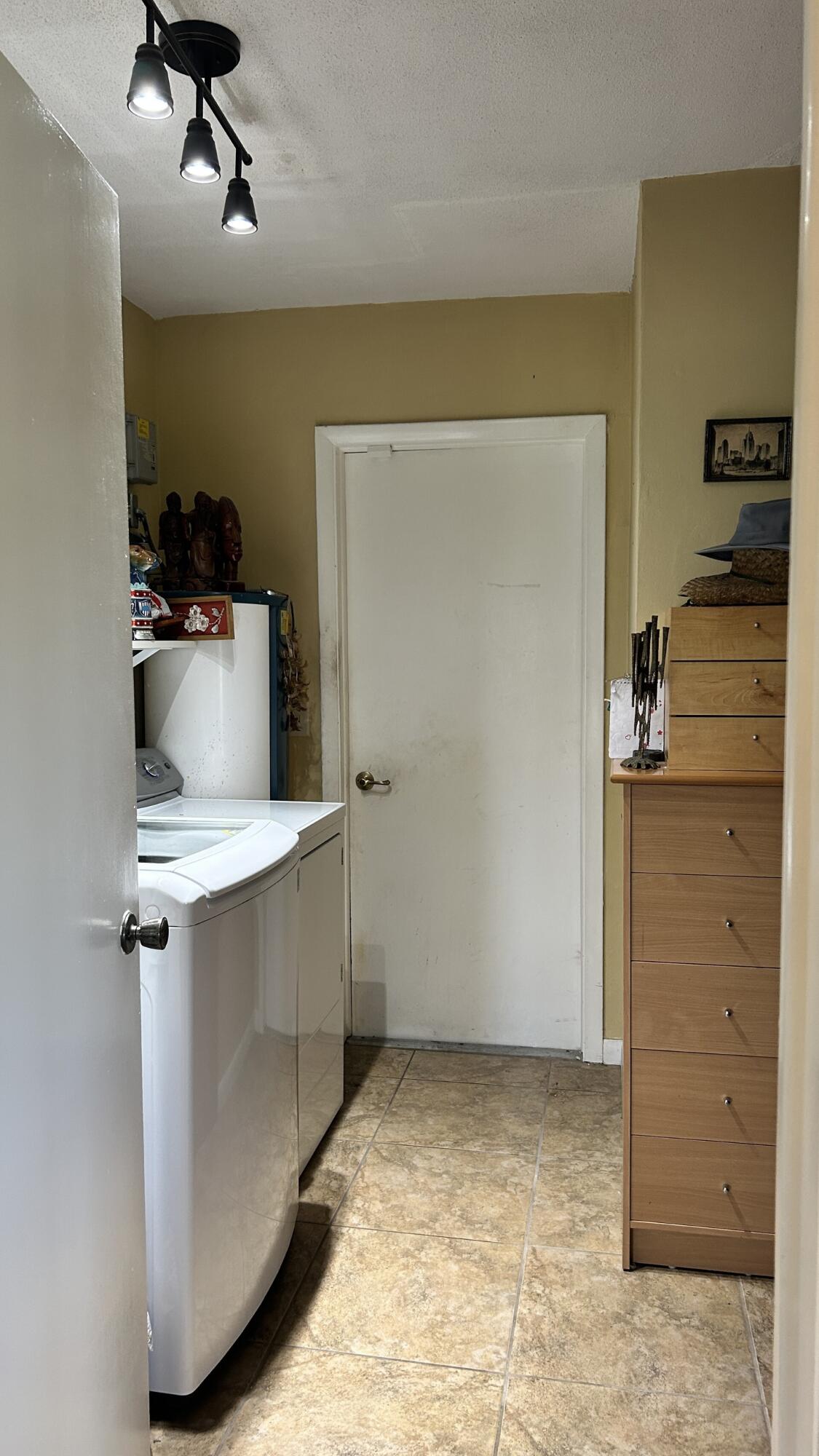 WOODLANDS SEC FIVE - Residential