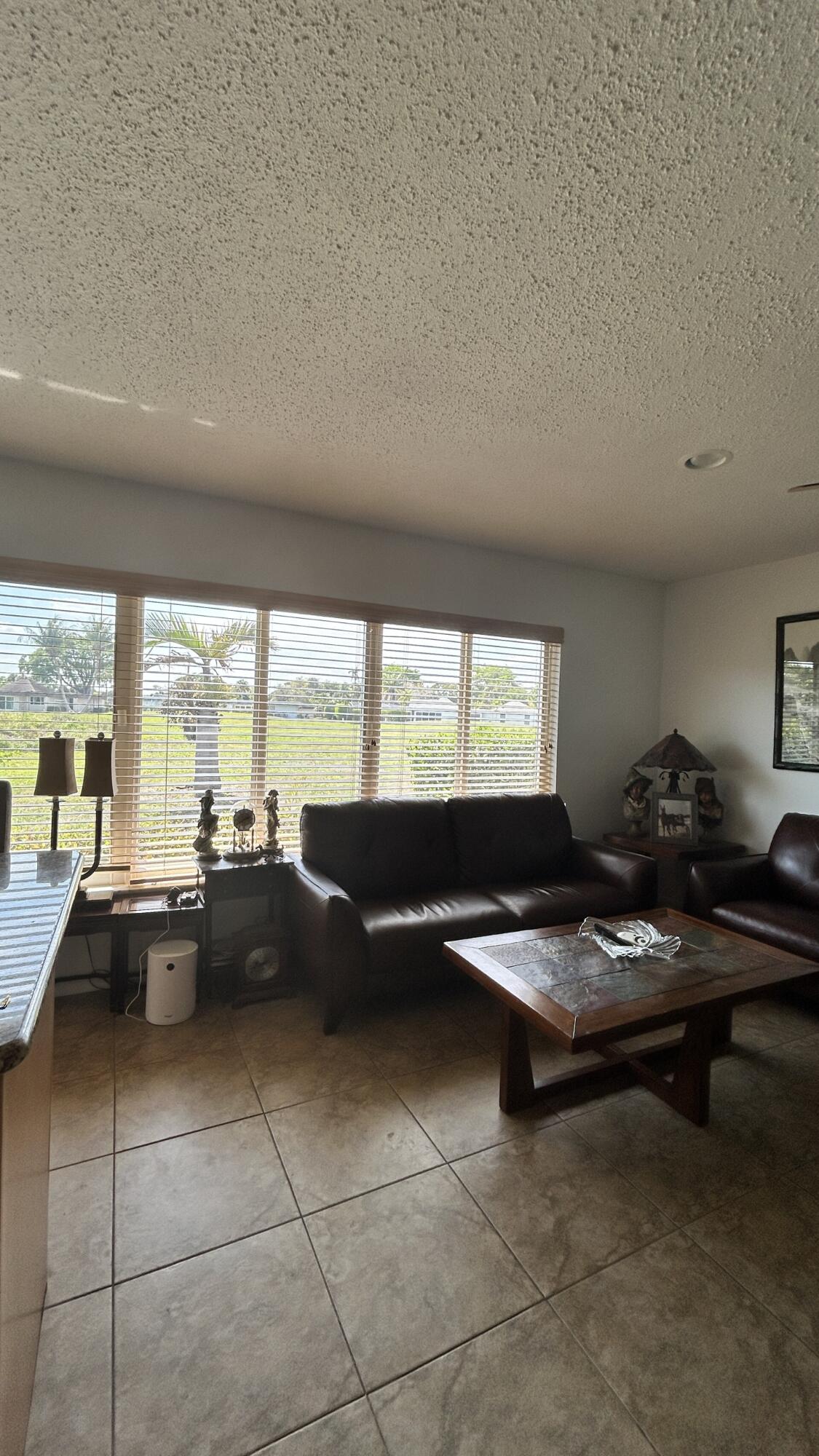 WOODLANDS SEC FIVE - Residential