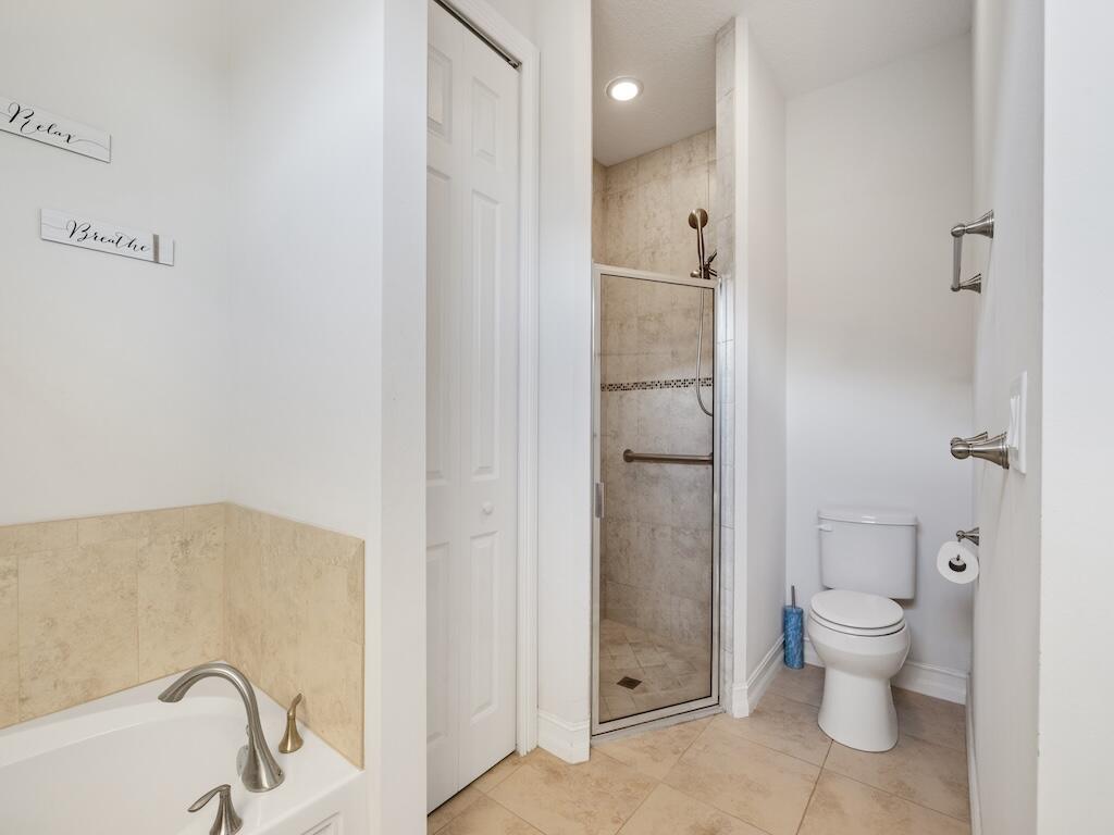 ST ANDREWS TOWNHOMES REPLAT NO 1 - Residential