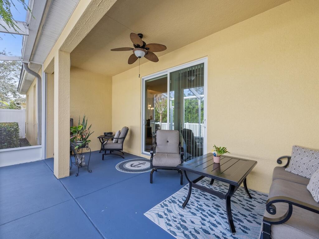 ST ANDREWS TOWNHOMES REPLAT NO 1 - Residential