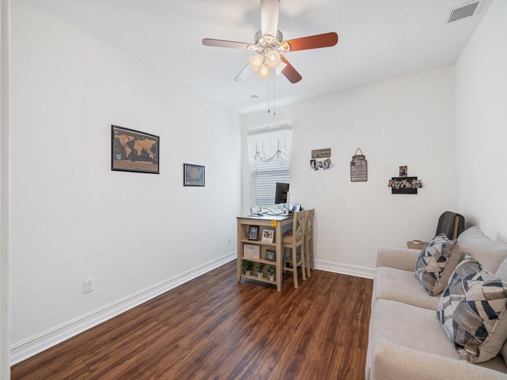 ST ANDREWS TOWNHOMES REPLAT NO 1 - Residential