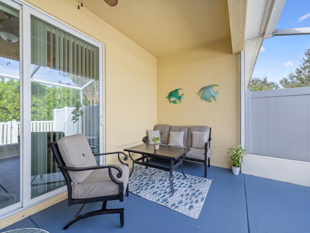 ST ANDREWS TOWNHOMES REPLAT NO 1 - Residential